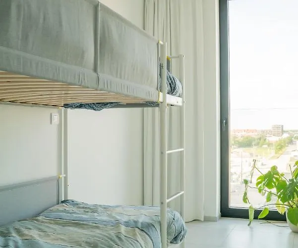 Port Side Incl Parking Appartement